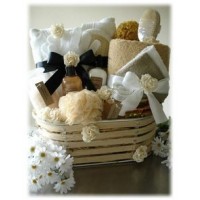 HOUSE WARMING GIFT FLOWERS BASKET  06