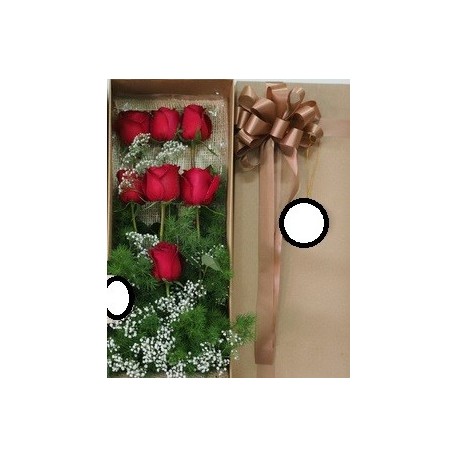 6 roses in box