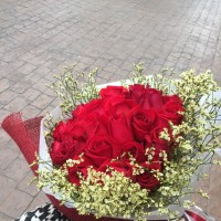 26 roses bouquet