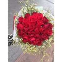 26 roses bouquet