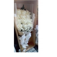 12 WHITE ROSE FLOWER IN BOX