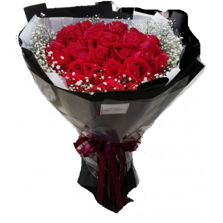 20 red roses flowers