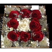 Rose mix flowers in box