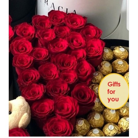 20 roses with chocolate in box